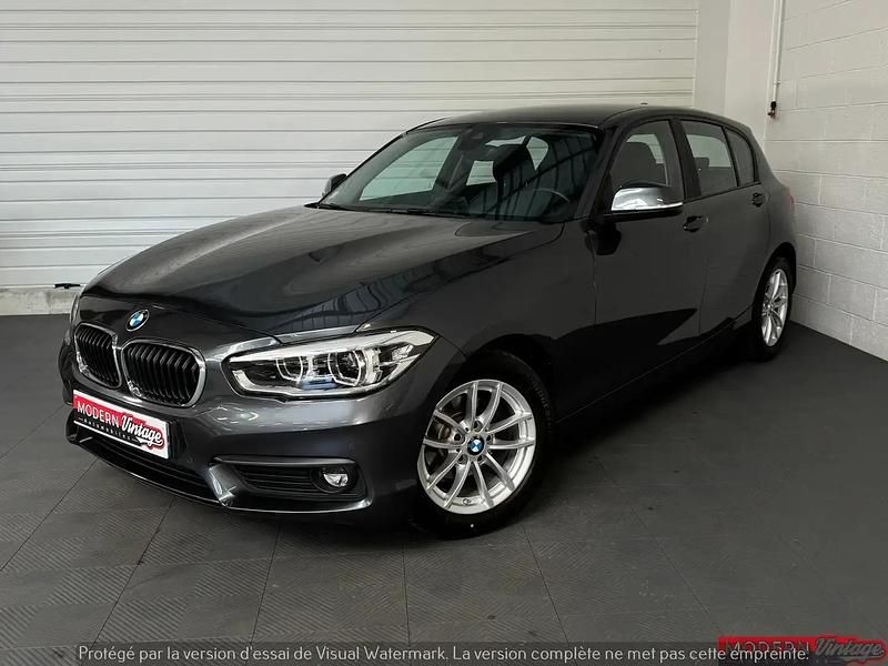Gris Utilisé 2018 BMW 118 Citadine | 16 990 € (Prix juste) - Image 1/4