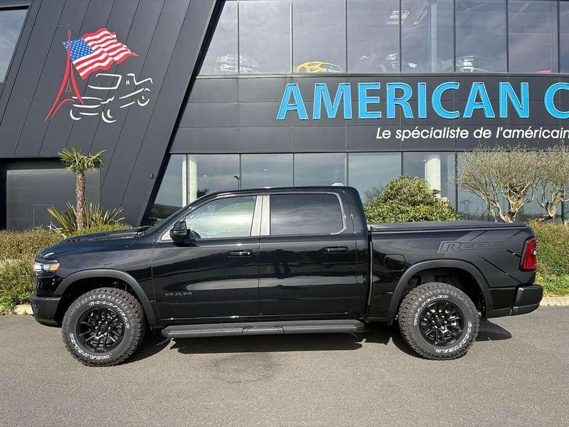 Nouvelle Dodge Ram 420 ch (308 kW) 2025 Noir Pick-up