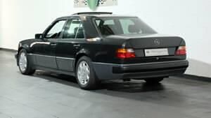 Occasion Mercedes E500 326 ch (239 kW) 1991 Noir Berline