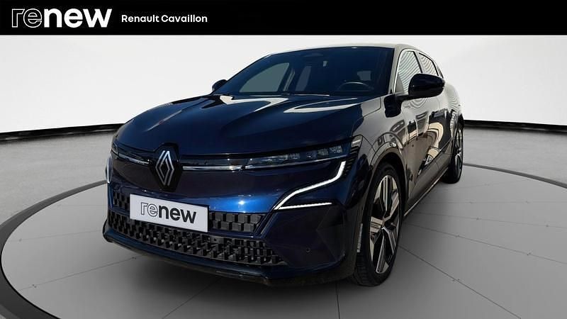 Bleu Occasion 2023 Renault Mégane Iconic Berline | 26 990 € (Prix juste) - Image 1/4
