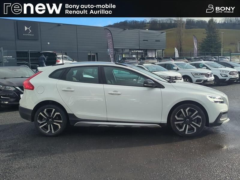 Occasion Volvo V40 CC 2019 Blanc Break