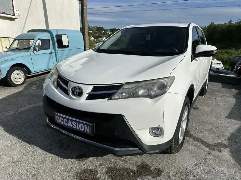 Image 2/4