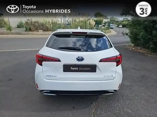 Occasion Toyota Corolla Design 98 ch (72 kW) 2024 Blanc Break