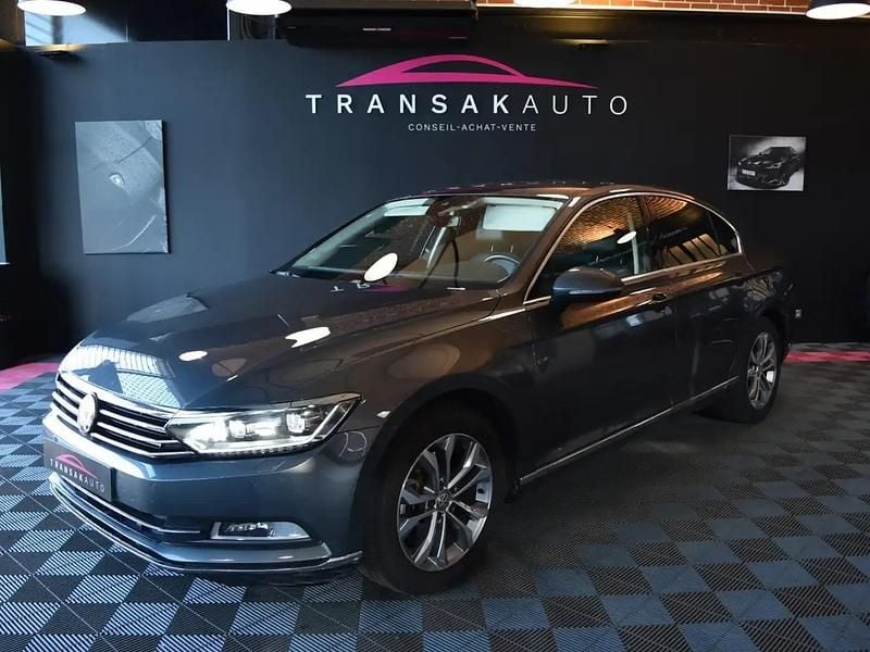 Gris Occasion 2015 VW Passat Berline | 15 490 € (Prix cher) - Image 1/4