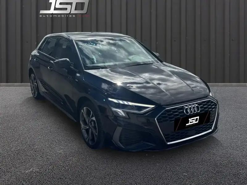 Utilisé 2022 Audi A3 Sportback Sport Berline | 33 990 € (Prix assez cher) - Image 1/4
