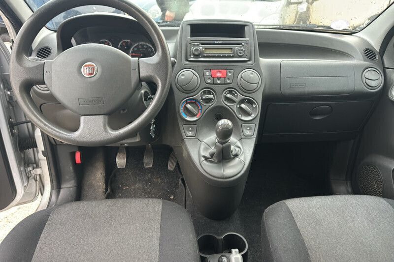 Image 3/3