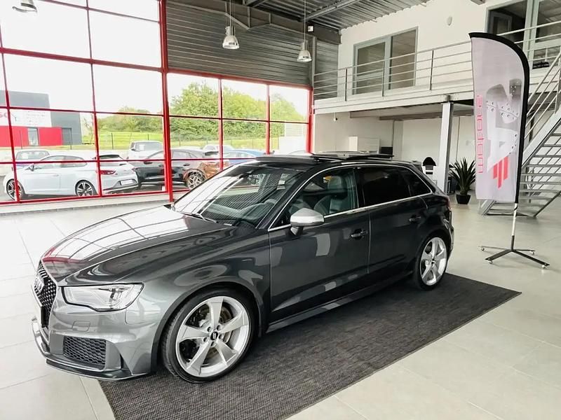 Gris Utilisé 2015 Audi RS3 Sportback Sport Citadine | 38 990 € (Prix assez cher) - Image 1/4