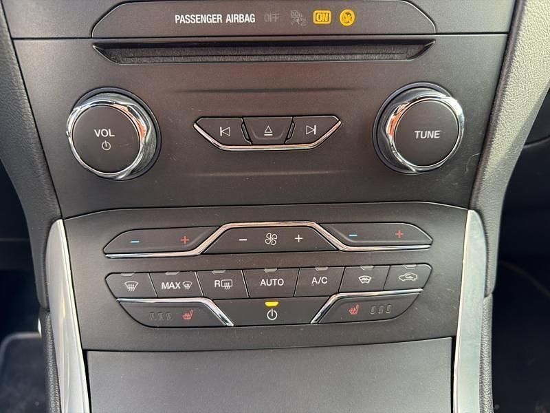 Occasion Ford S-MAX ST-Line 190 ch (139 kW) 2022 Bleu azur Monospace