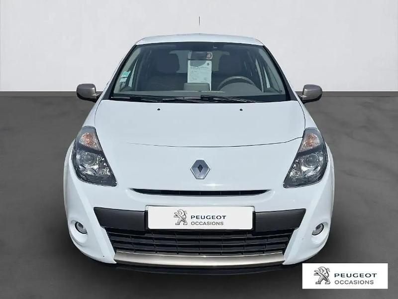 Occasion Renault Clio IV Initiale 105 ch (77 kW) 2012 Blanc Berline
