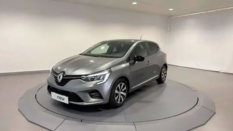 Gris Utilisé 2024 Renault Clio V Evolution Citadine | 16 590 € (Prix juste) - Image 1/4