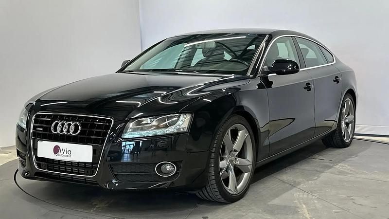 Noir Utilisé 2009 Audi A5 Ambiente Coupé | 13 990 € (Prix juste) - Image 1/4