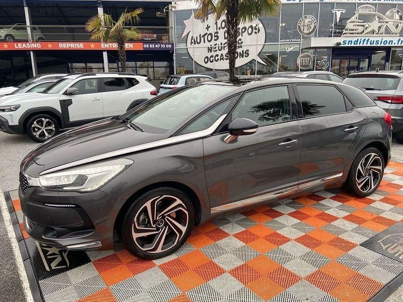 Gris Occasion 2017 DS Automobiles DS5 Sport Chic Citadine | 13 980 € (Prix juste) - Image 1/4