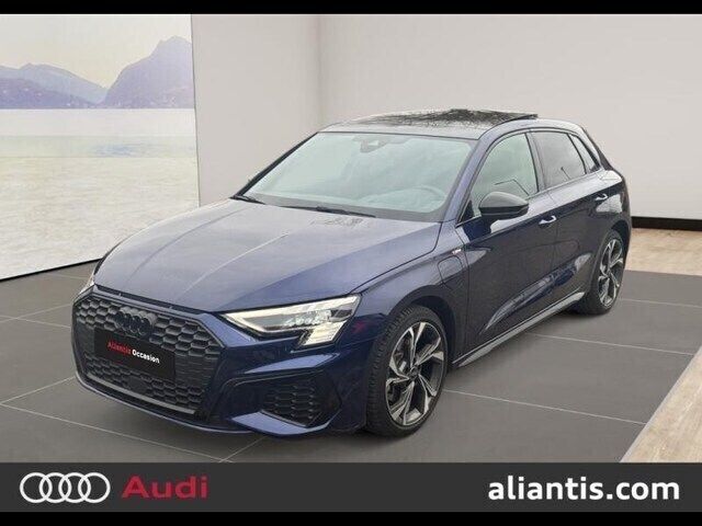 Bleu navarre métallisé Utilisé 2024 Audi A3 Sportback e-tron S-Line Berline | 48 888 € - Image 1/4