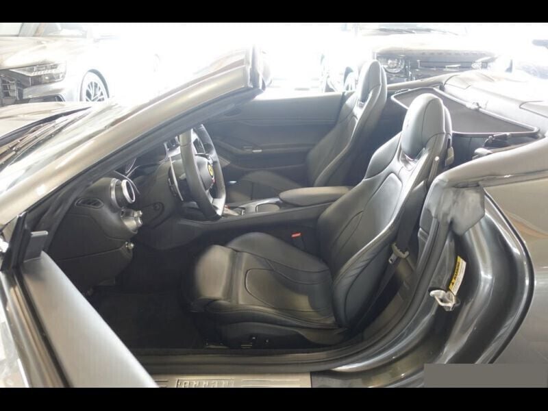 Occasion Ferrari Portofino 600 ch (441 kW) 2018 Gris Cabriolet
