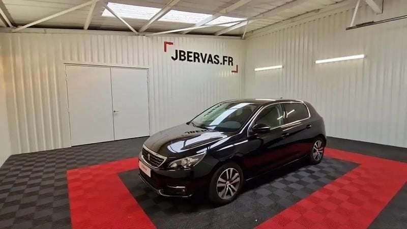 Noir Utilisé 2019 Peugeot 308 Allure Berline | 12 990 € (Prix juste) - Image 1/4