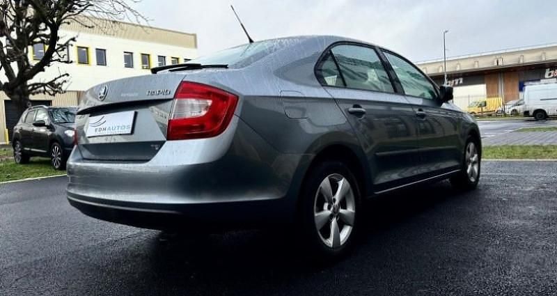 Occasion Skoda Rapid Ambition 86 ch (63 kW) 2013 Gris Citadine