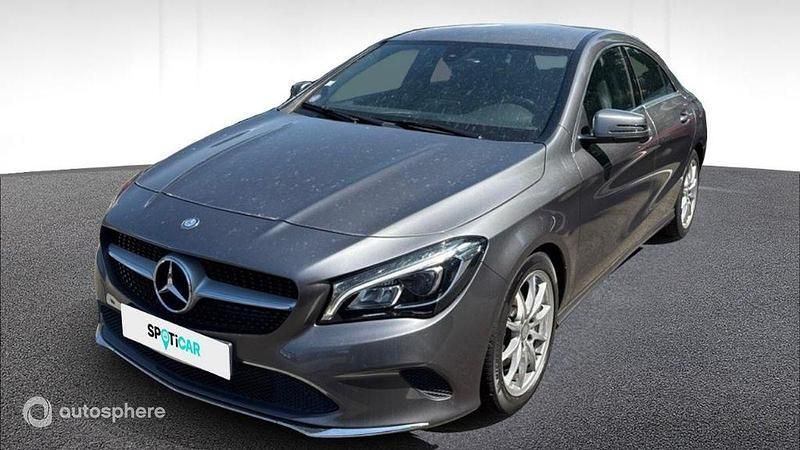 Gris Utilisé 2016 Mercedes CLA180 Berline | 18 389 € - Image 1/4