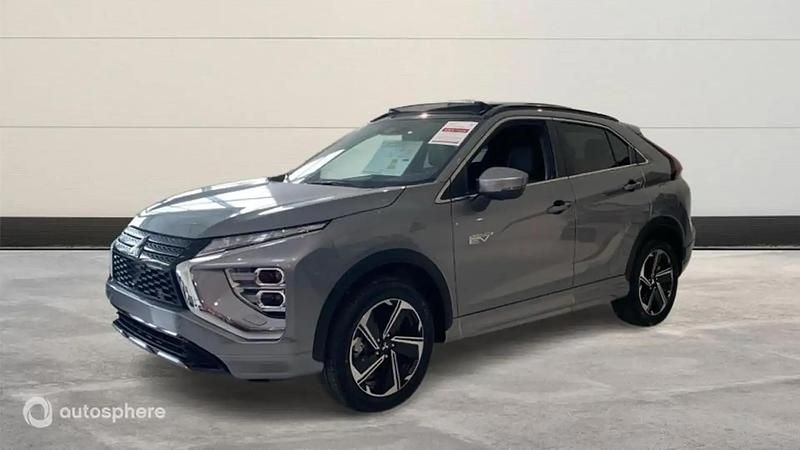 Gris Utilisé 2024 Mitsubishi Eclipse Cross Instyle SUV | 32 799 € - Image 1/4