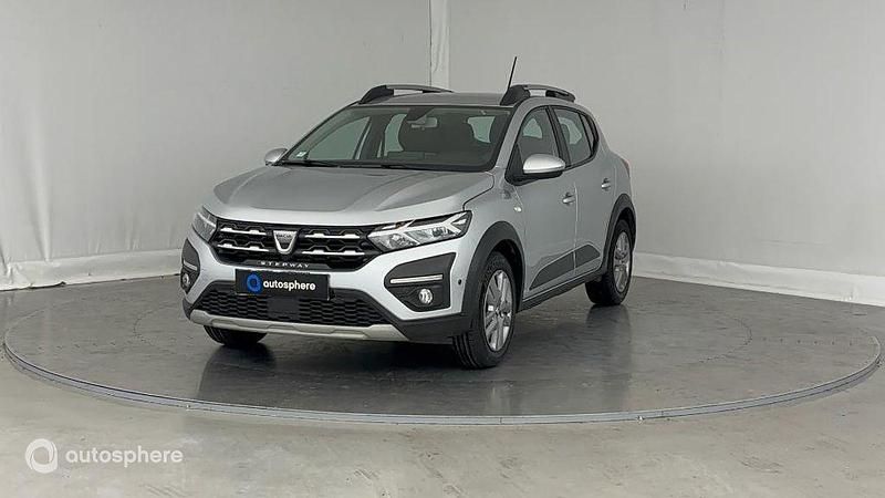 Blanc Utilisé 2021 Dacia Sandero Comfort Berline | 12 899 € (Prix juste) - Image 1/4