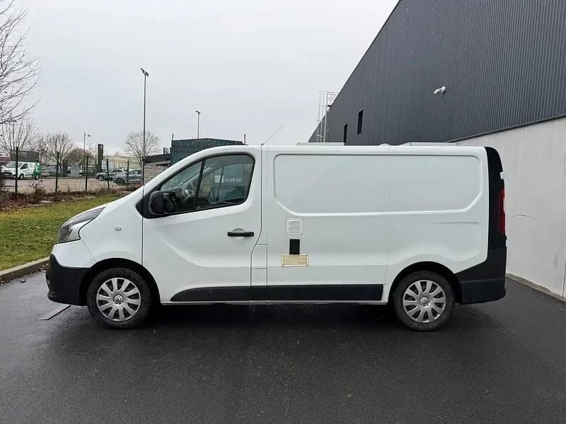 Occasion Renault Trafic 121 ch (88 kW) 2017 Blanc Monospace