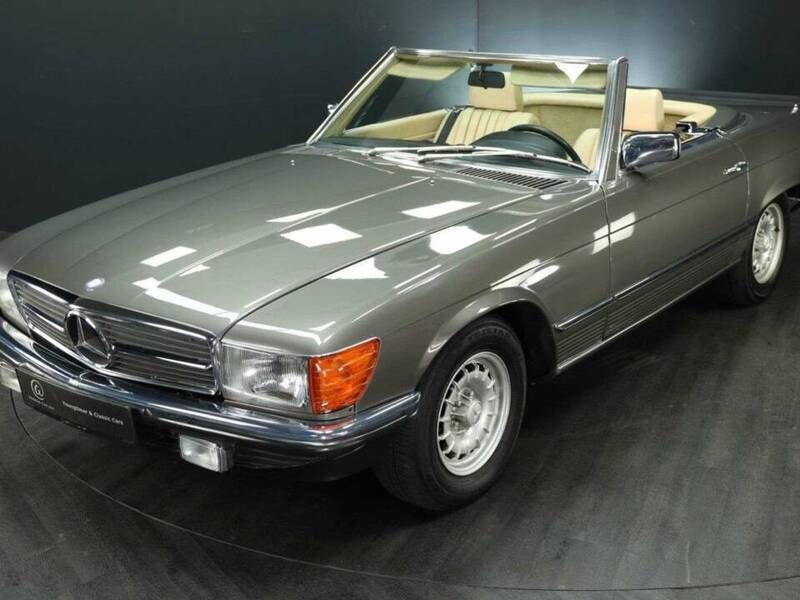 Gris Utilisé 1983 Mercedes SL380 Cabriolet | 55 750 € - Image 1/4