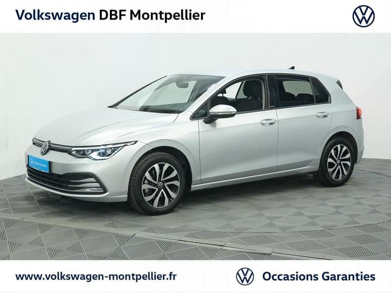 Utilisé 2023 VW Golf VIII Active Berline | 21 880 € (Prix juste) - Image 1/4