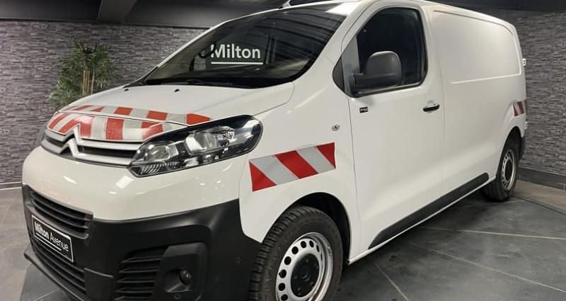 Blanc Utilisé 2019 Citroën Jumpy Monospace | 15 990 € (Prix assez cher) - Image 1/4