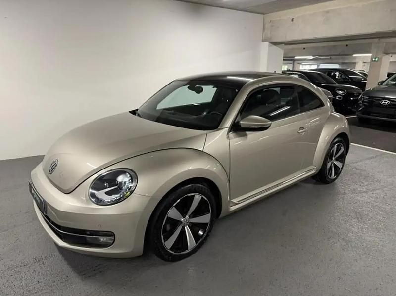 Gris Utilisé 2014 VW Beetle Berline | 14 990 € (Prix juste) - Image 1/4