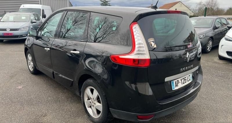 Occasion Renault Grand Scénic III Dynamique 130 ch (95 kW) 2010 Monospace