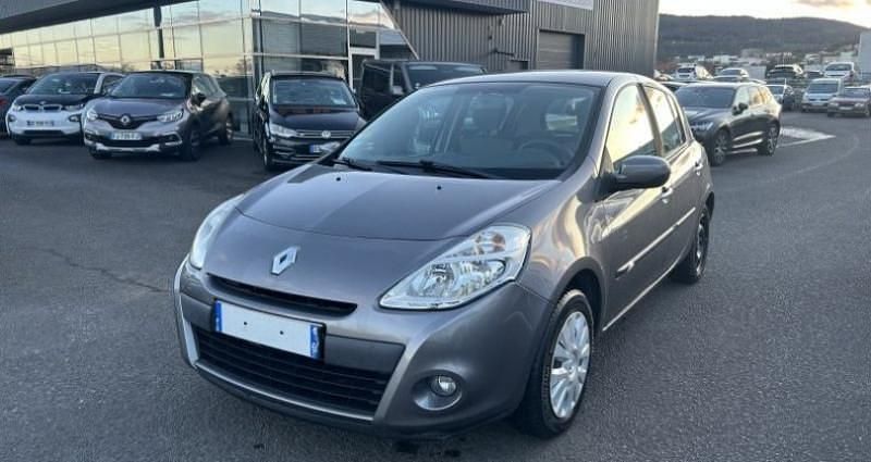 Utilisé 2010 Renault Clio III Expression Citadine | 7 990 € (Prix juste) - Image 1/4