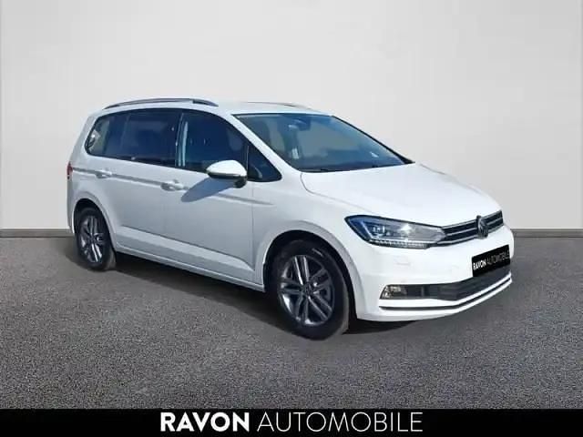 Blanc pur Nouvelle 2025 VW Touran Monospace | 45 490 € (Prix juste) - Image 1/4