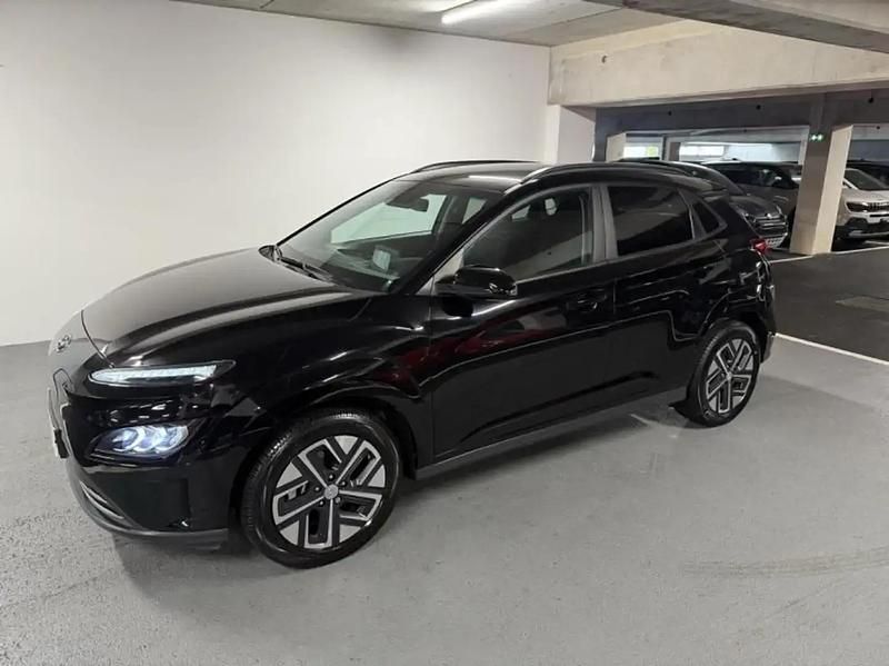 Noir Utilisé 2022 Hyundai Kona SUV | 23 990 € (Prix cher) - Image 1/4