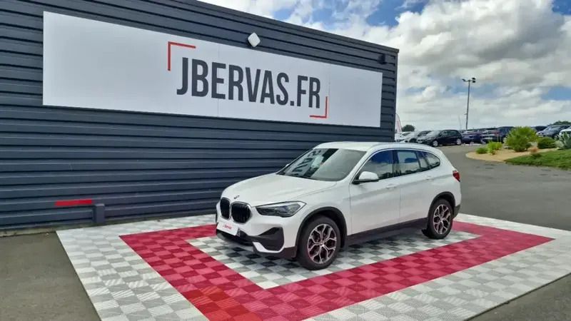 Blanc Utilisé 2022 BMW X1 SUV | 24 490 € (Super prix) - Image 1/4