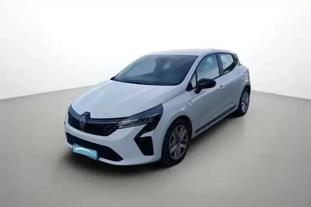 Blanc Occasion 2023 Renault Clio V SE Berline | 13 390 € (Bon prix) - Image 1/4