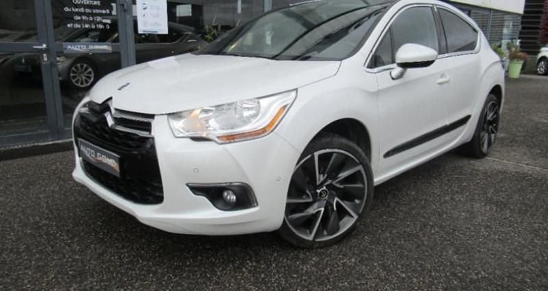 Utilisé 2012 Citroën DS4 Citadine | 4 990 € - Image 1/4