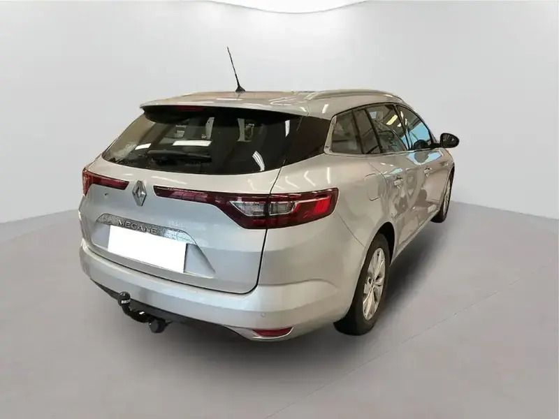 Image 2/4