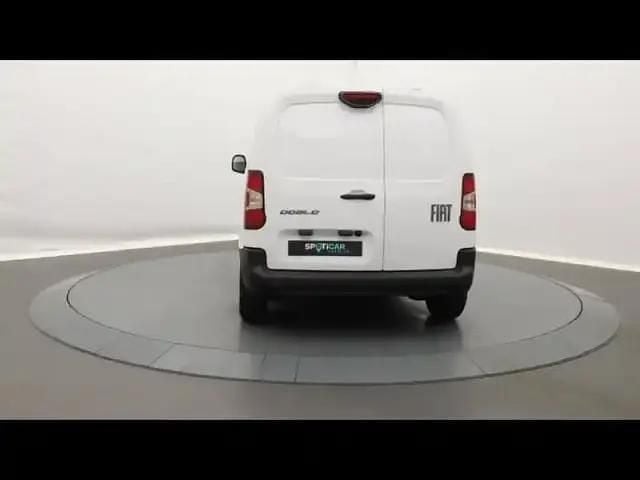 Nouvelle Fiat Doblò Connect 131 ch (96 kW) 2025 Gris acier métallisé Monospace