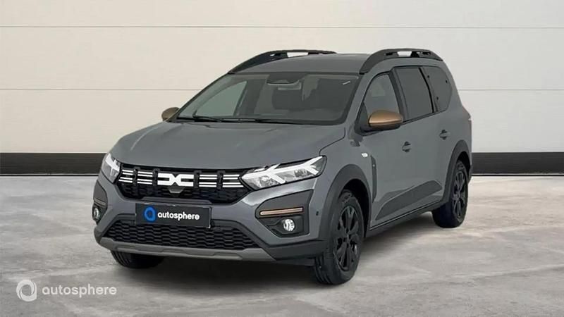 Gris Utilisé 2025 Dacia Jogger Extreme Monospace | 27 899 € (Prix assez cher) - Image 1/4