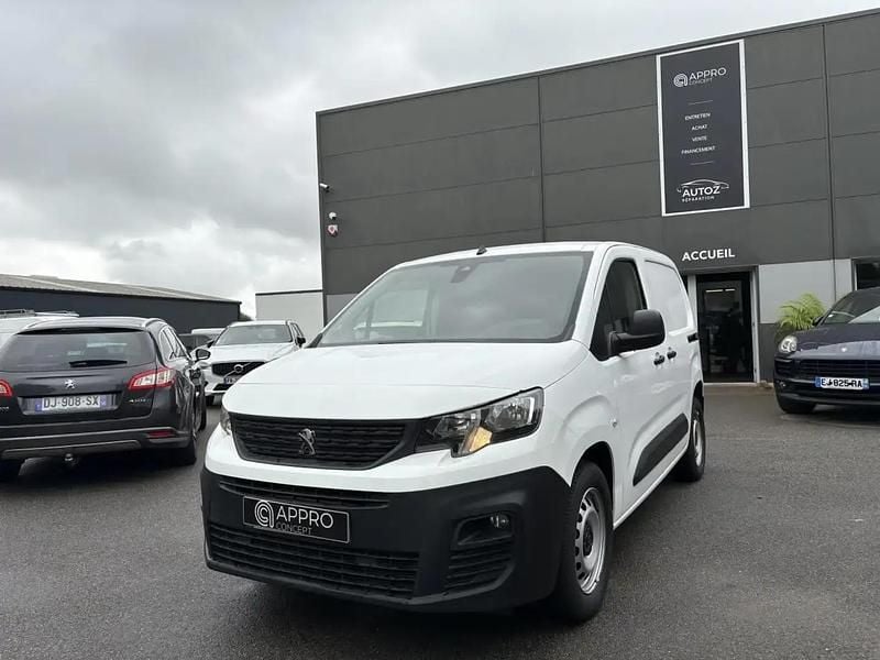 Blanc Utilisé 2022 Peugeot Partner Premium Monospace | 7 890 € (Prix juste) - Image 1/4