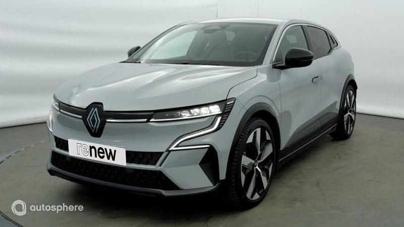 Gris Utilisé 2022 Renault Mégane Techno SUV | 23 690 € (Prix juste) - Image 1/4