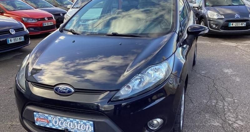 Noir Utilisé 2012 Ford Fiesta Titanium Citadine | 5 950 € (Prix assez cher) - Image 1/4