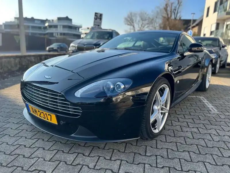 Noir Utilisé 2017 Aston Martin V8 Vantage Coupé | 82 950 € (Prix assez cher) - Image 1/4