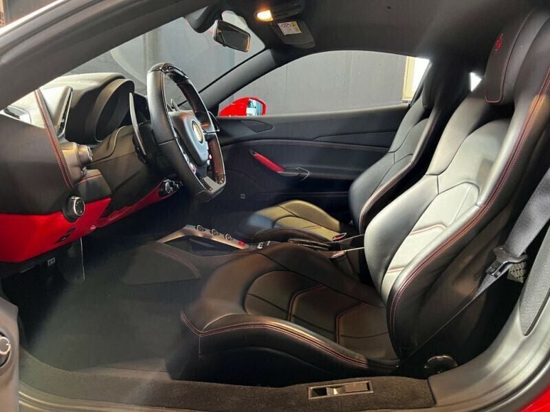 Occasion Ferrari 488 670 ch (492 kW) 2018 Rouge Cabriolet