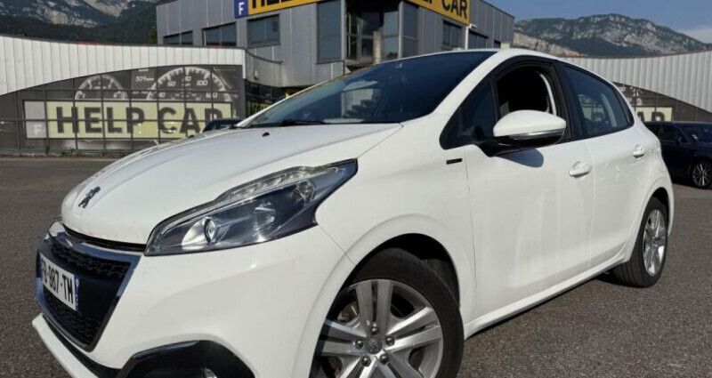 Utilisé 2018 Peugeot 208 Allure Citadine | 9 490 € (Prix juste) - Image 1/3