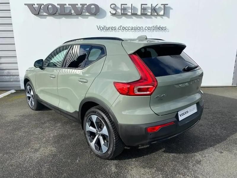 Occasion Volvo XC40 Plus 166 ch (122 kW) 2025 Vert SUV