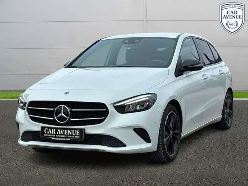 Blanc Utilisé 2023 Mercedes B250 Monospace | 34 990 € - Image 1/4