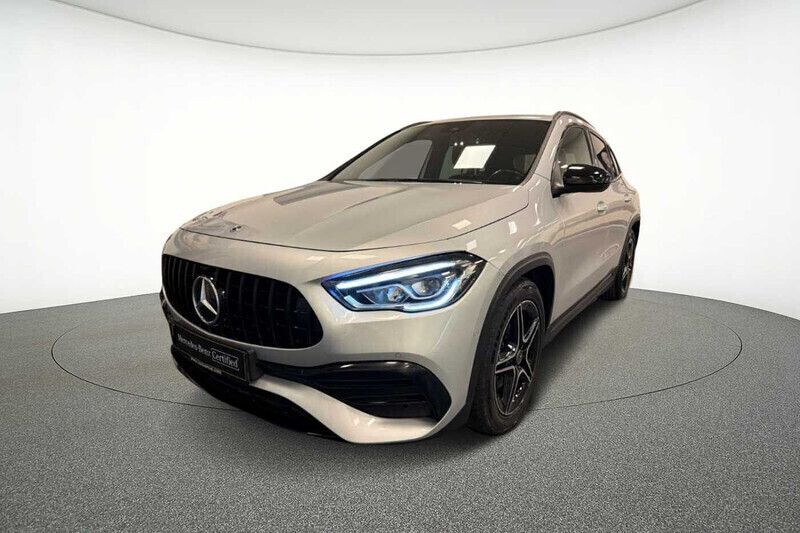 Argent Utilisé 2021 Mercedes GLA180 AMG line SUV | 34 890 € - Image 1/1