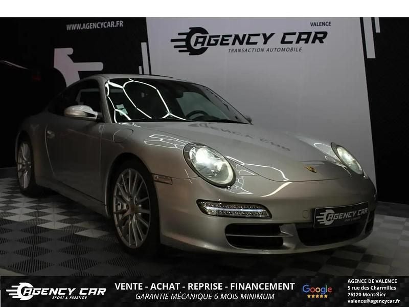 Gris Occasion 2005 Porsche 911 Carrera S Coupé | 52 899 € (Prix juste) - Image 1/4