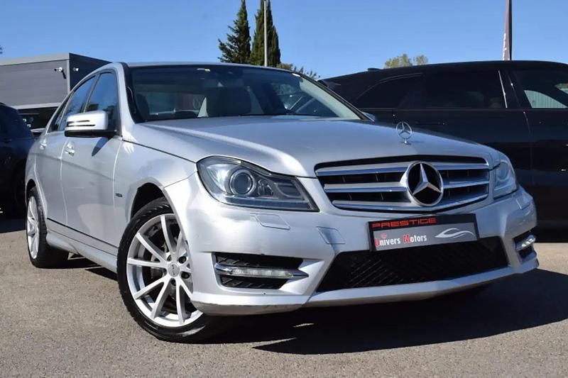 Gris Utilisé 2011 Mercedes C220 Avantgarde Berline | 13 900 € (Prix juste) - Image 1/4