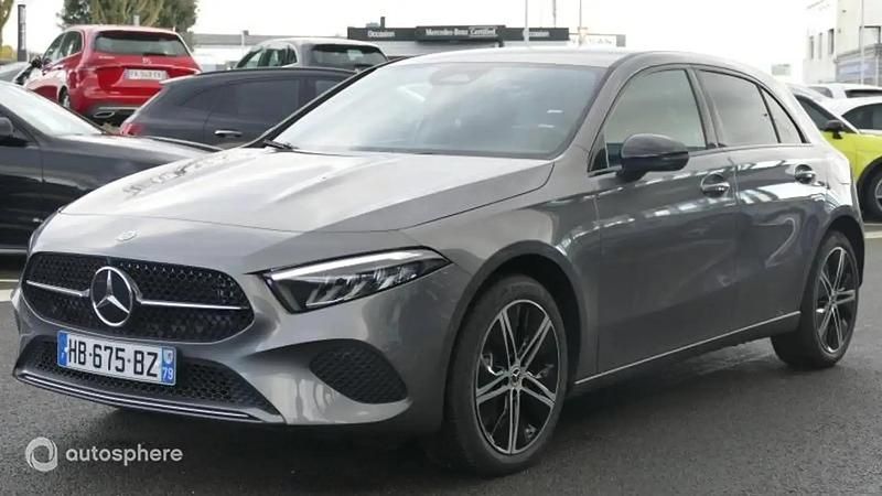 Gris Occasion 2024 Mercedes A250 Business Berline | 37 299 € (Prix juste) - Image 1/4